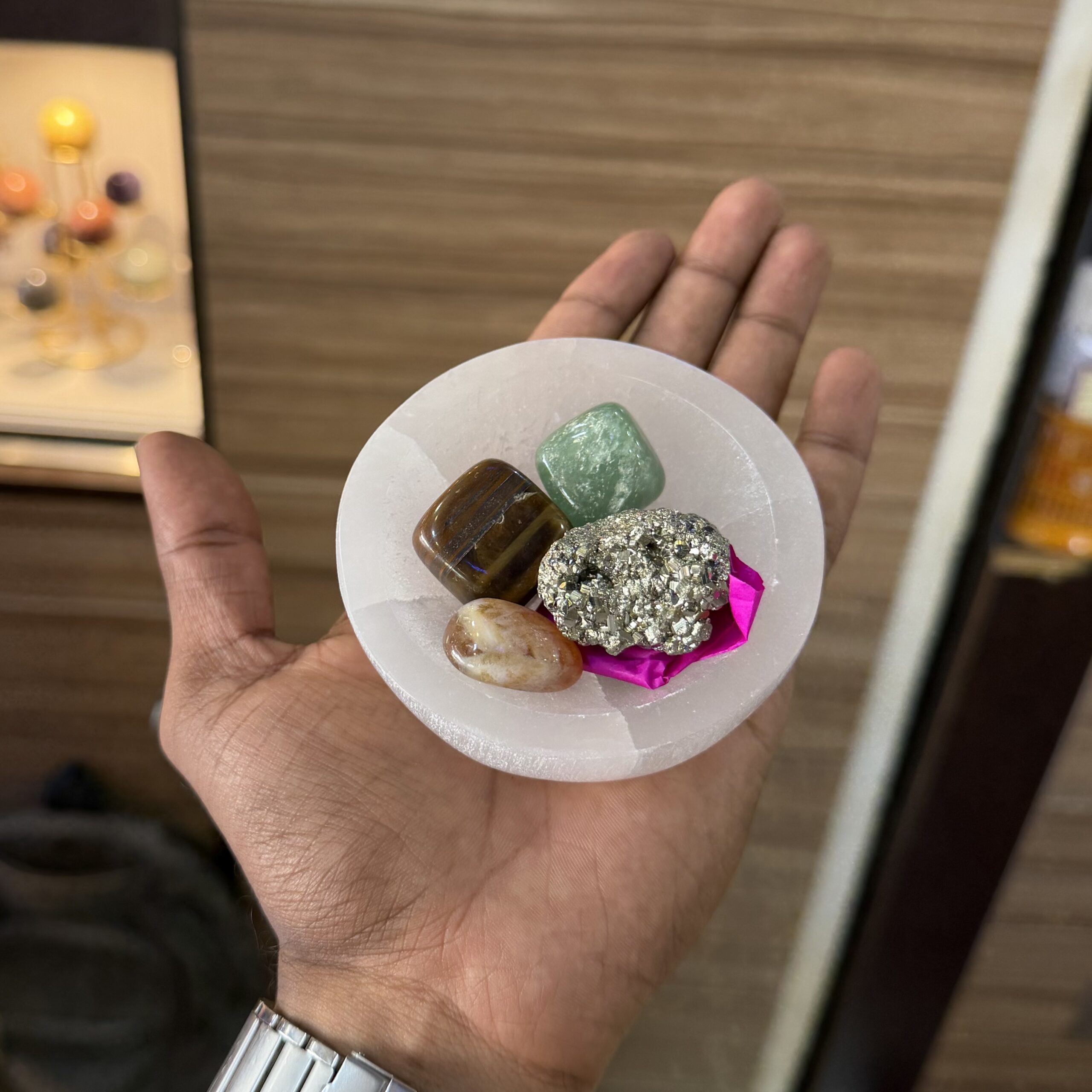 Money Magnet Bowl | Pyrite | Citrine | Tiger eye | Green Aventurine | - Image 2